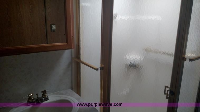 image for item L6058 1997 Ford F530 Cruise Master RV