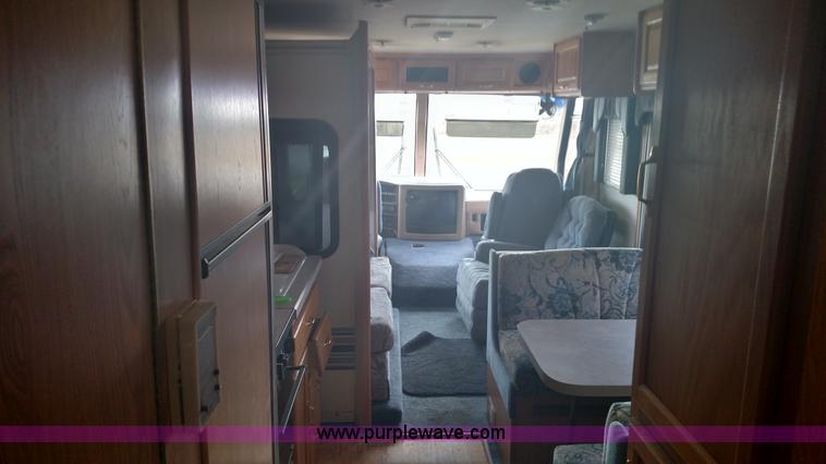 image for item L6058 1997 Ford F530 Cruise Master RV