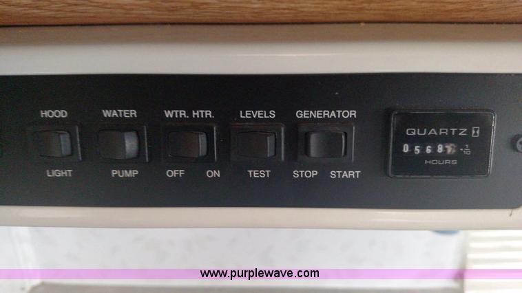 image for item L6058 1997 Ford F530 Cruise Master RV