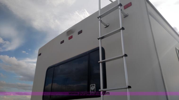 image for item L6058 1997 Ford F530 Cruise Master RV