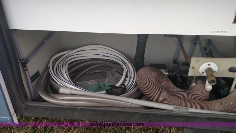 image for item L6058 1997 Ford F530 Cruise Master RV