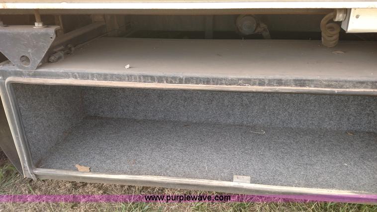 image for item L6058 1997 Ford F530 Cruise Master RV