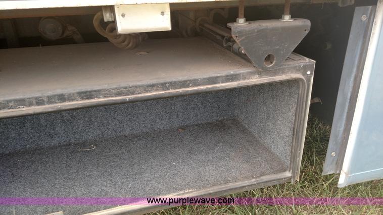 image for item L6058 1997 Ford F530 Cruise Master RV