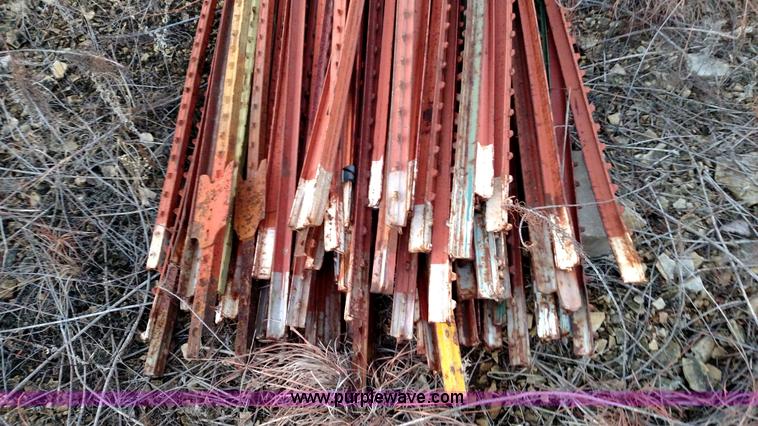 image for item L6062 (80) 5.5' t-posts