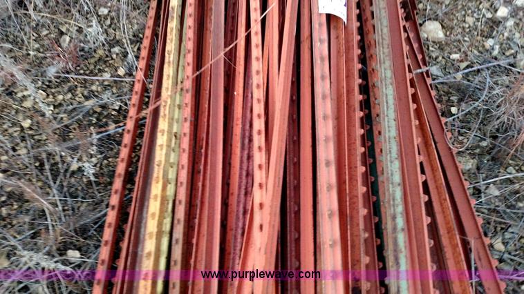 image for item L6062 (80) 5.5' t-posts