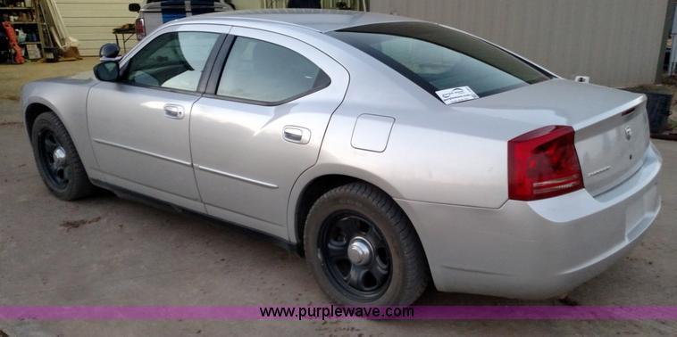 image for item L6064 2007 Dodge Charger SE
