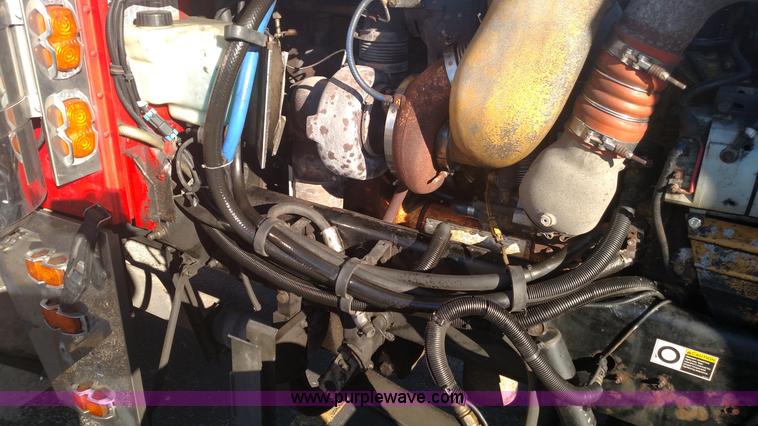 image for item L6073 2006 Peterbilt 379 semi truck