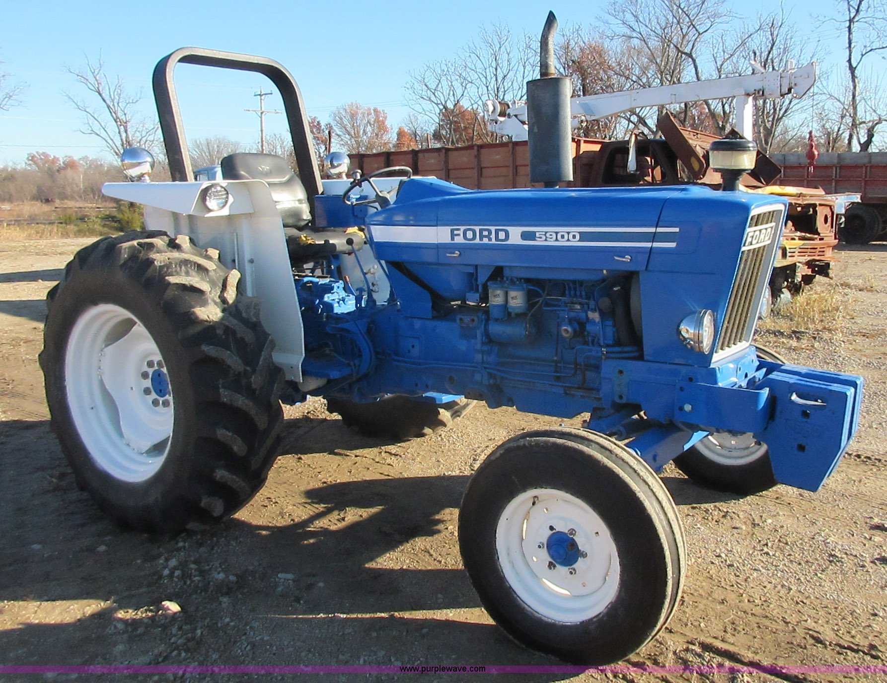 1988 Ford 5900 tractor in St. Paul, KS | Item I1833 sold | Purple Wave