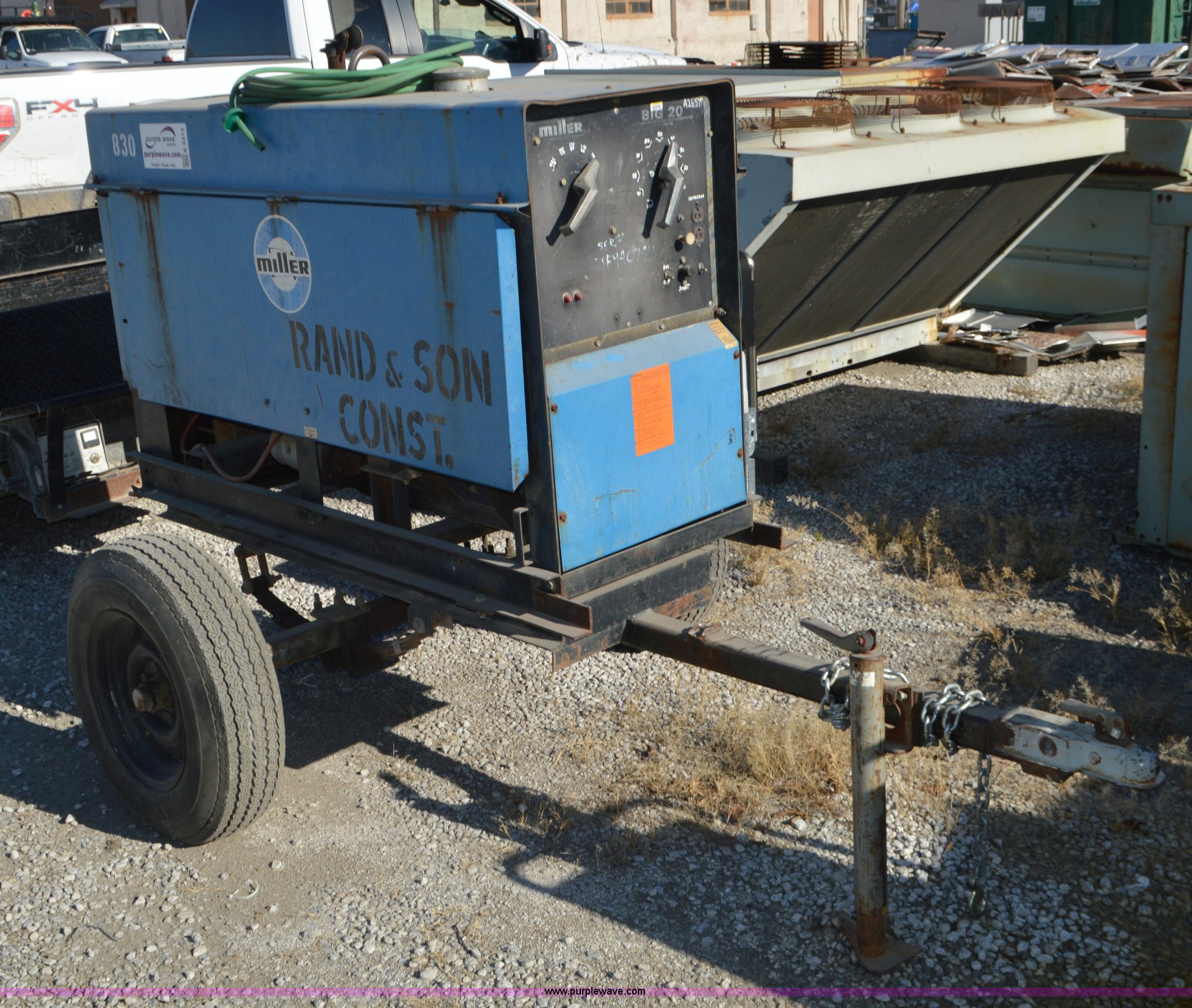 Miller Big 20 welder in Kansas City, MO Item K5312 sold Purple Wave
