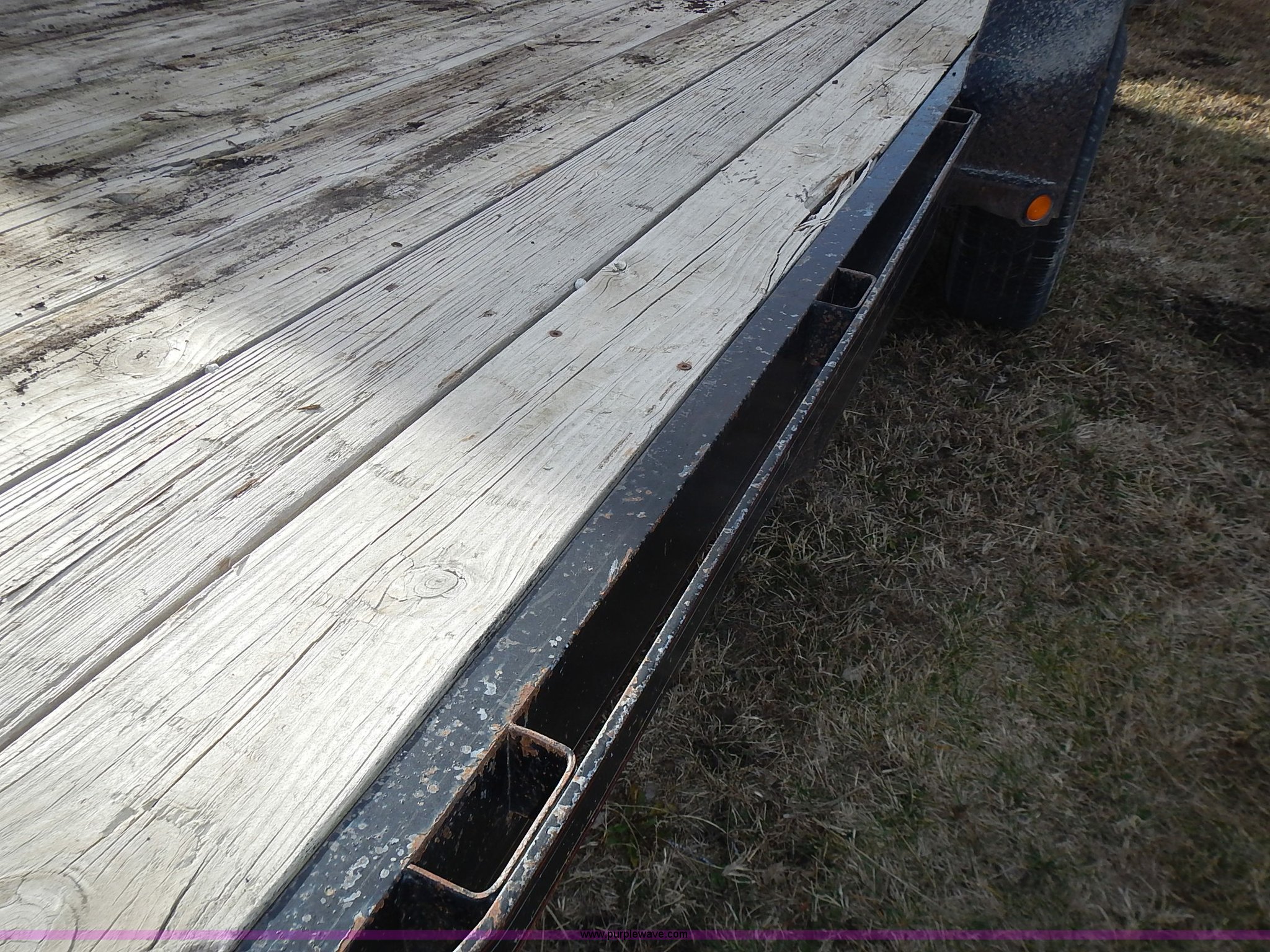 2007 Maxey car trailer in Lillis, KS Item L3591 sold Purple Wave