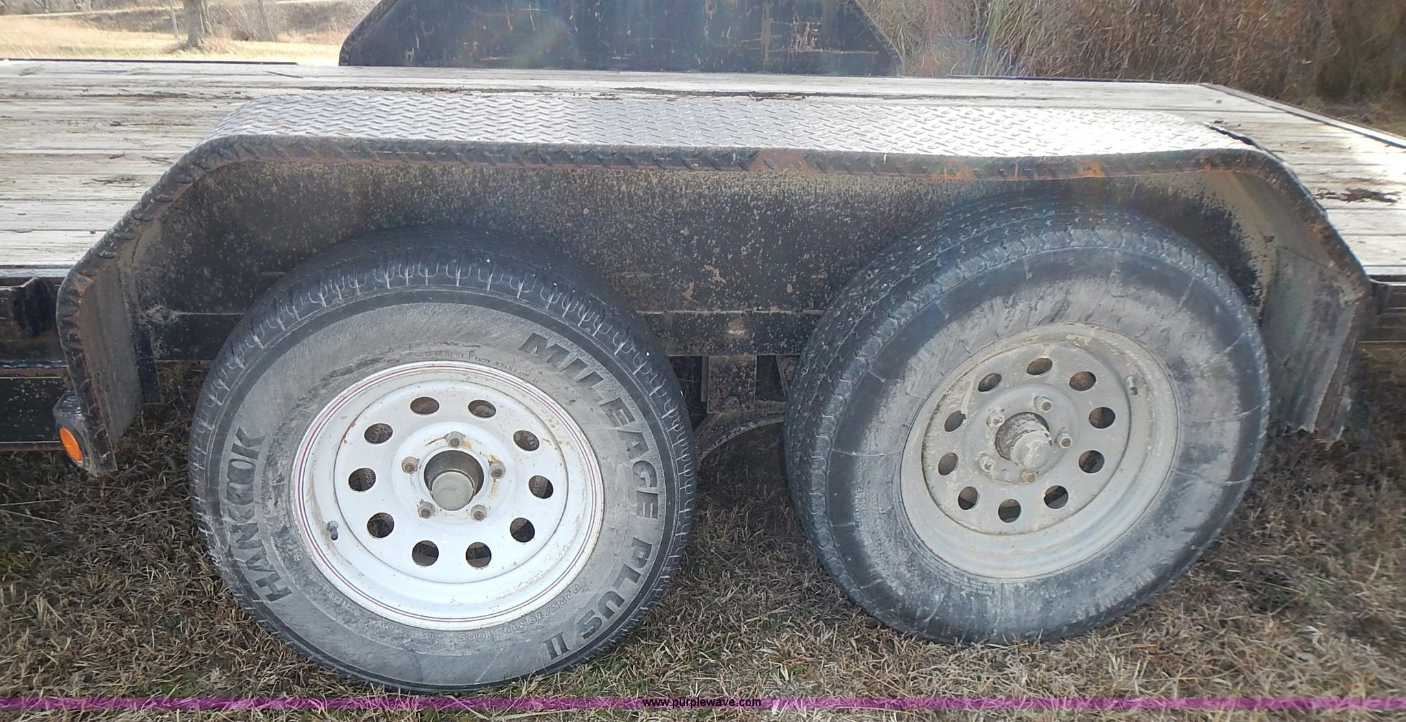 2007 Maxey car trailer in Lillis, KS Item L3591 sold Purple Wave