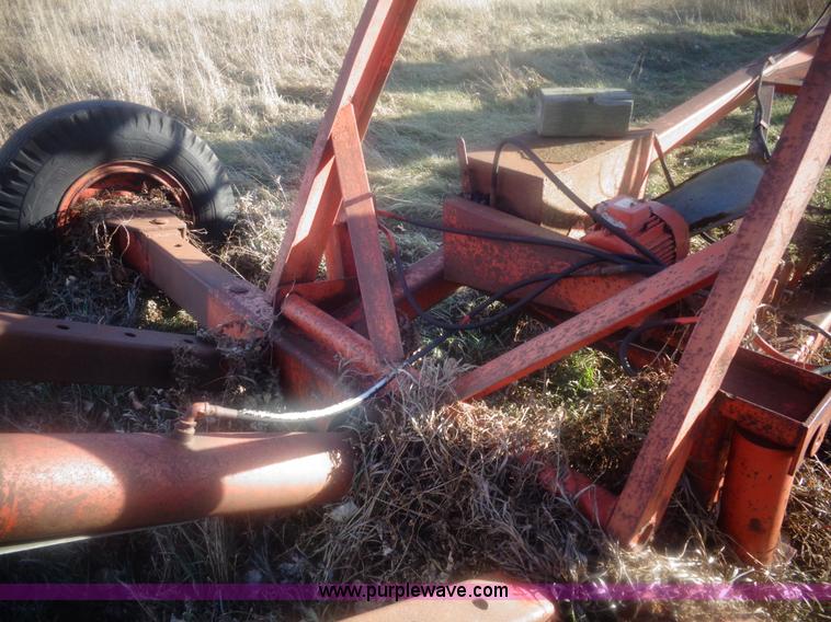 image for item AL9246 Superior elevator