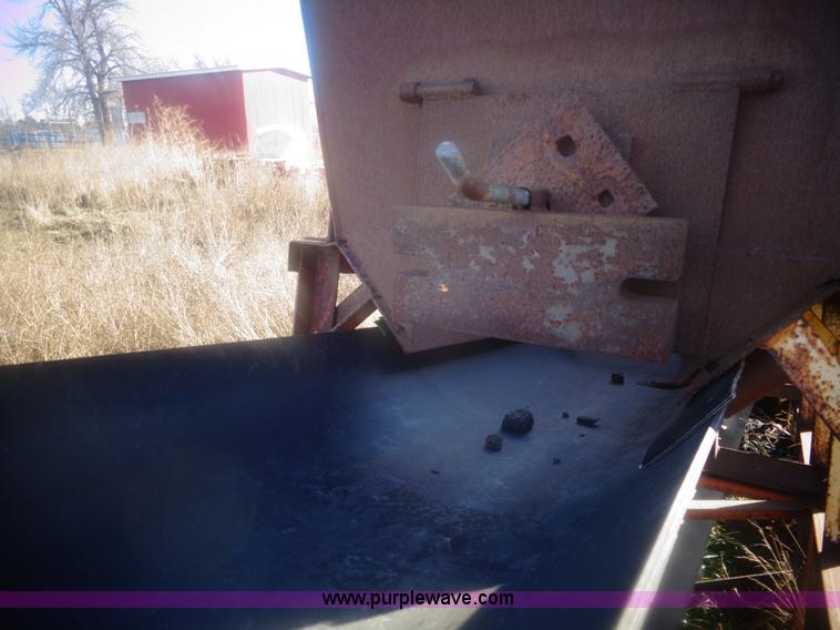 image for item AL9246 Superior elevator