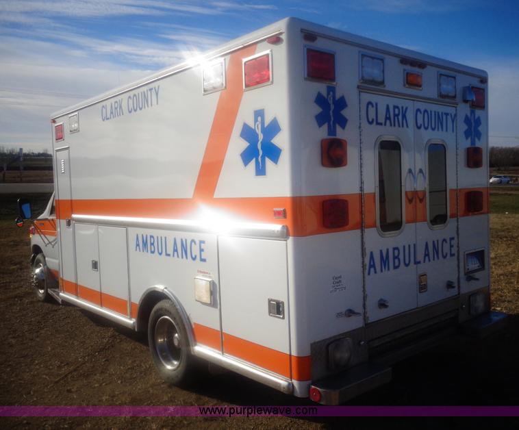 image for item AL9247 1993 Ford Econoline E350 ambulance