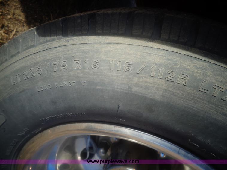 image for item AL9247 1993 Ford Econoline E350 ambulance