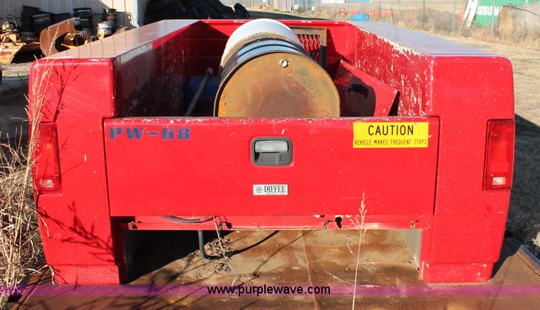 image for item AO9418 Utility bed