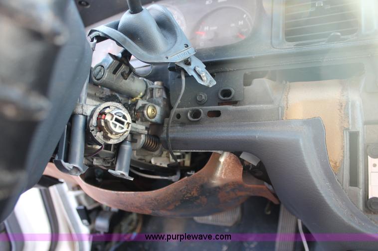 image for item AO9420 2000 Ford Crown Victoria Police Interceptor