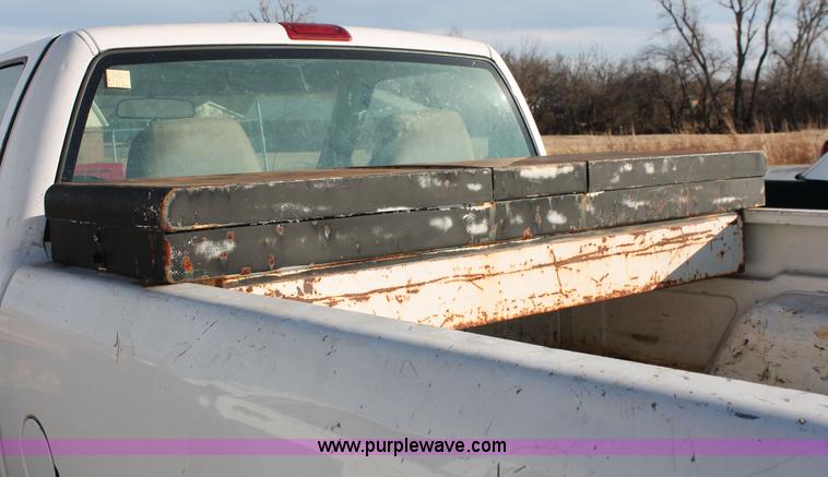 image for item AO9421 1998 Chevrolet S10 pickup truck