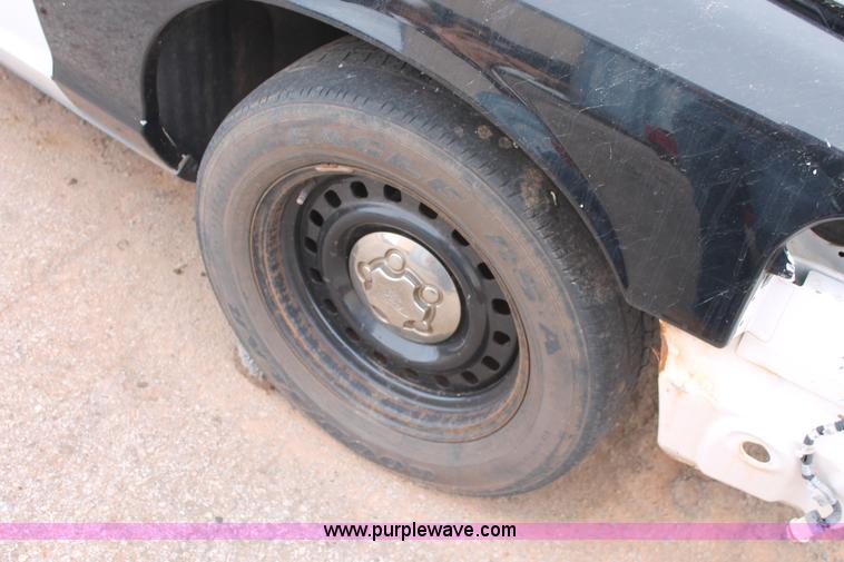 image for item AO9422 2000 Ford Crown Victoria Police Interceptor