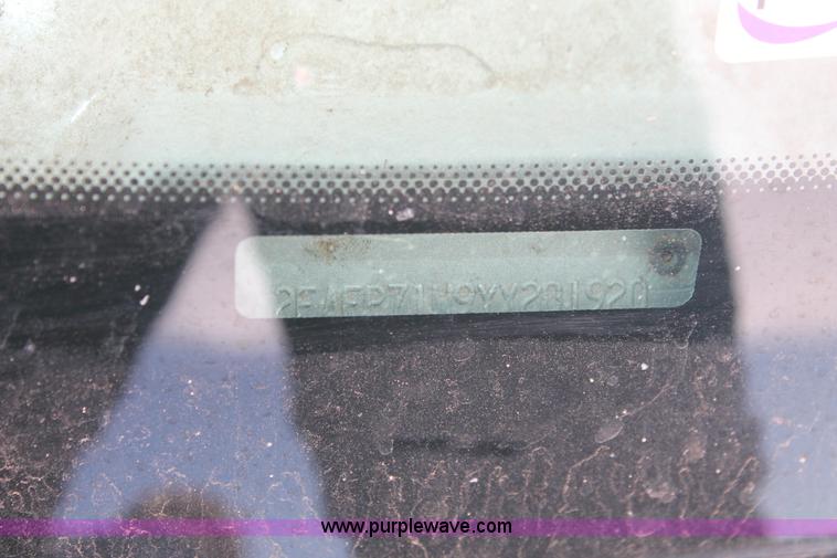 image for item AO9422 2000 Ford Crown Victoria Police Interceptor