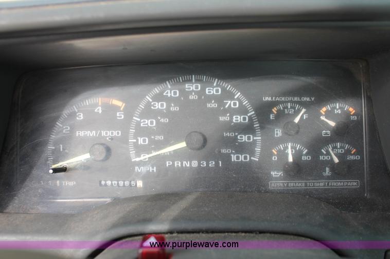 image for item AO9423 1995 Chevrolet Cheyenne 1500 pickup truck