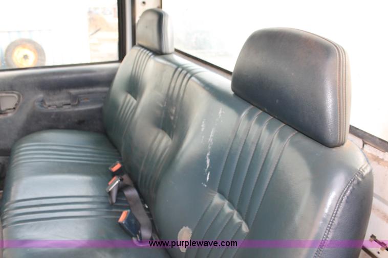 image for item AO9423 1995 Chevrolet Cheyenne 1500 pickup truck