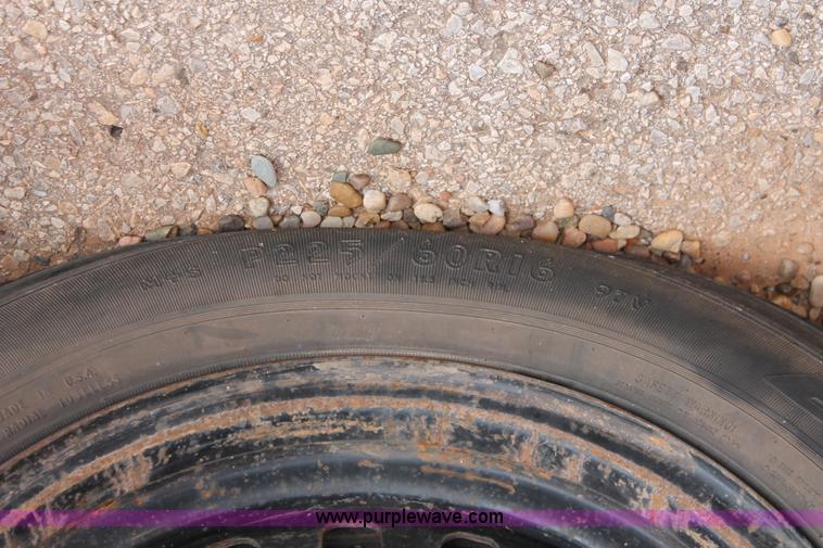 image for item AO9424 2000 Ford Crown Victoria Police Interceptor