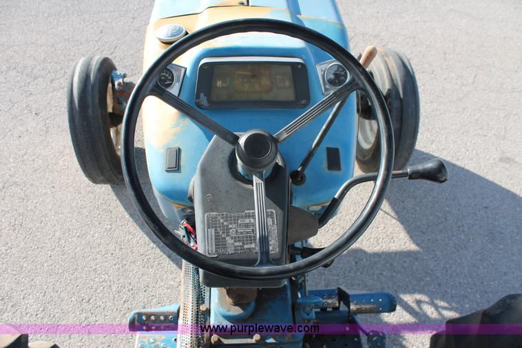 image for item AO9425 1990 Ford 6610 Series II tractor