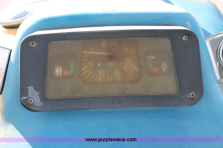 image for item AO9425 1990 Ford 6610 Series II tractor