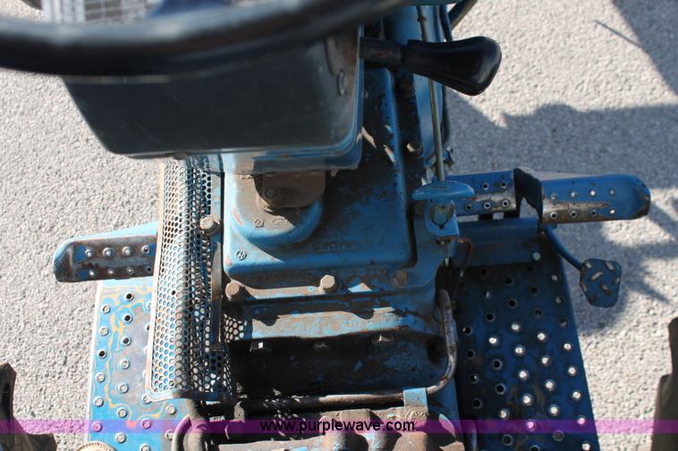 image for item AO9425 1990 Ford 6610 Series II tractor