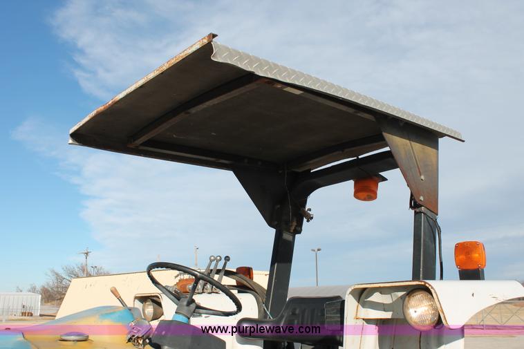 image for item AO9425 1990 Ford 6610 Series II tractor