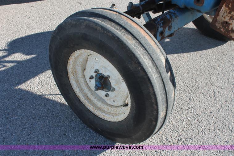 image for item AO9425 1990 Ford 6610 Series II tractor