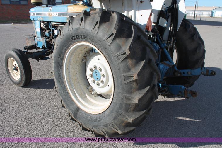 image for item AO9425 1990 Ford 6610 Series II tractor