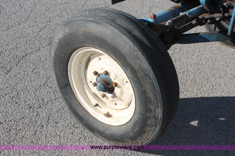 image for item AO9425 1990 Ford 6610 Series II tractor