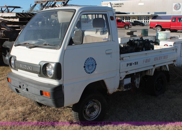 image for item AO9426 1991 Suzuki mini truck