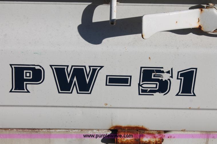 image for item AO9426 1991 Suzuki mini truck