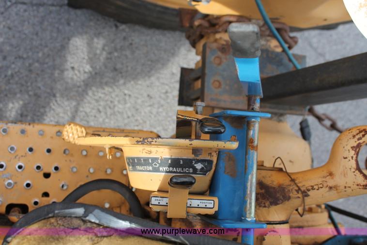 image for item AO9428 1988 Ford New Holland 6610 Tiger Special tractor