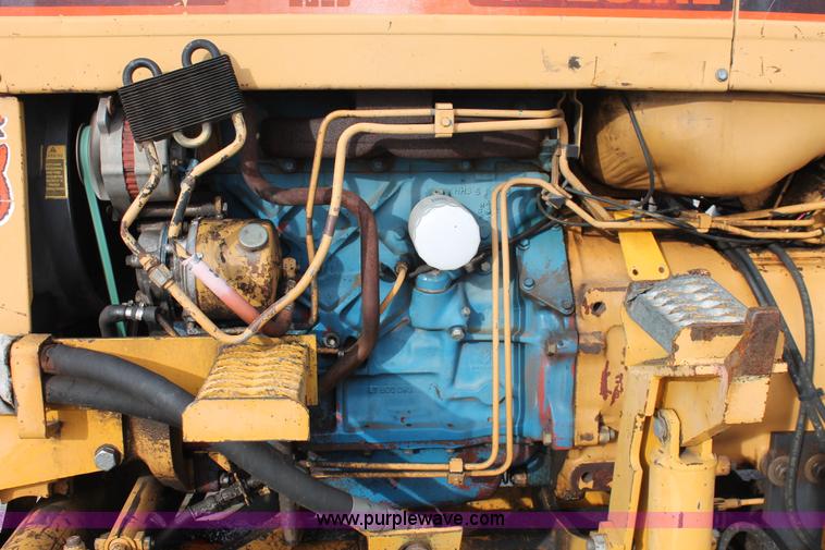 image for item AO9428 1988 Ford New Holland 6610 Tiger Special tractor