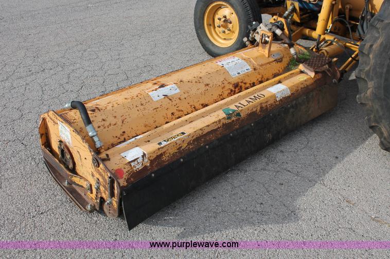 image for item AO9428 1988 Ford New Holland 6610 Tiger Special tractor