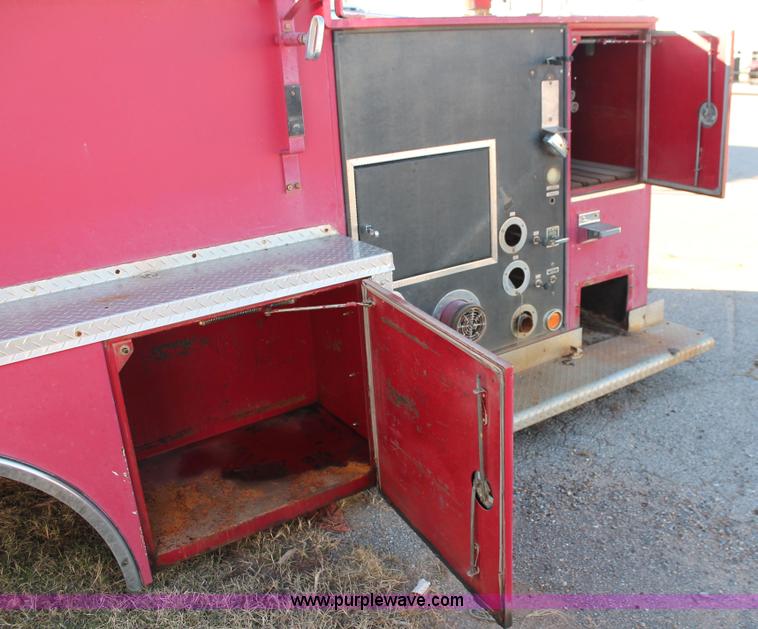 image for item AO9429 Boardman F-21000-SB pumper truck bed