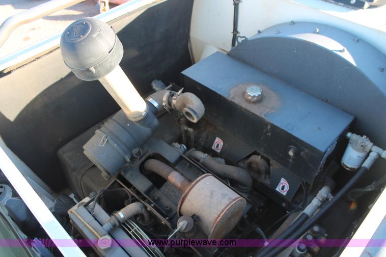 image for item AO9433 2007 Schwarze A4000 street sweeper