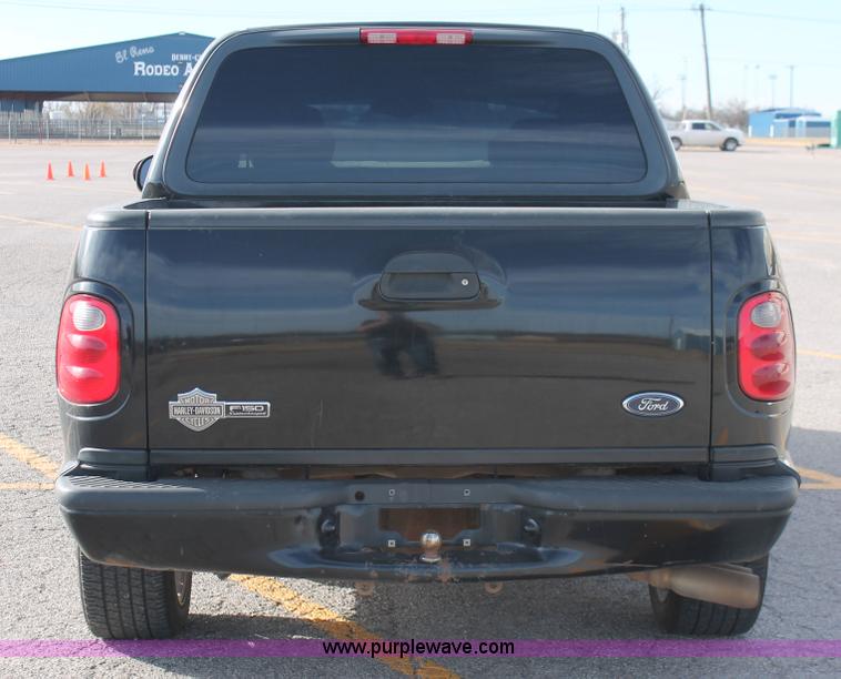 image for item AO9434 2002 Ford F150 Harley-Davidson SuperCrew pickup truck