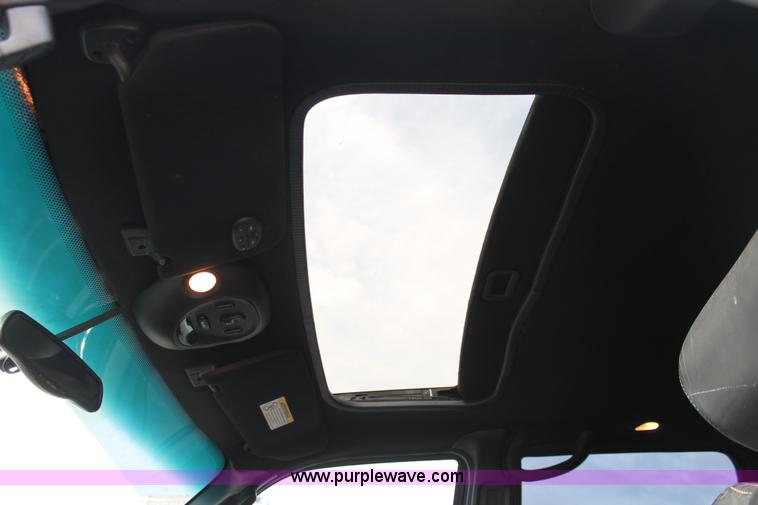 image for item AO9434 2002 Ford F150 Harley-Davidson SuperCrew pickup truck