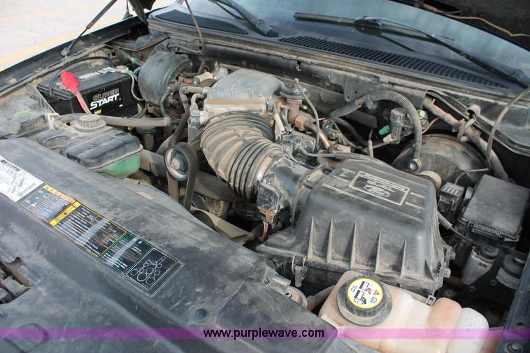 image for item AO9434 2002 Ford F150 Harley-Davidson SuperCrew pickup truck