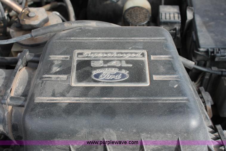 image for item AO9434 2002 Ford F150 Harley-Davidson SuperCrew pickup truck