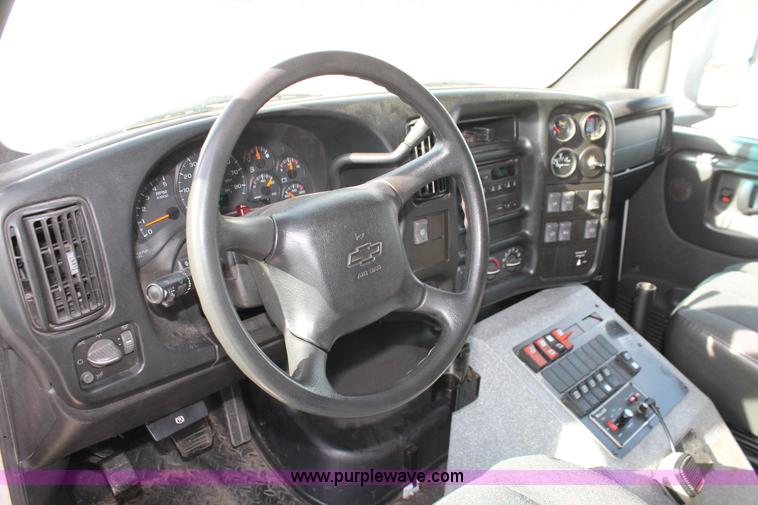 image for item AO9435 2008 Chevrolet C4500 ambulance