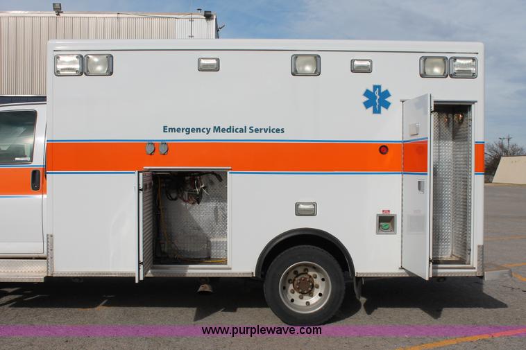 image for item AO9435 2008 Chevrolet C4500 ambulance