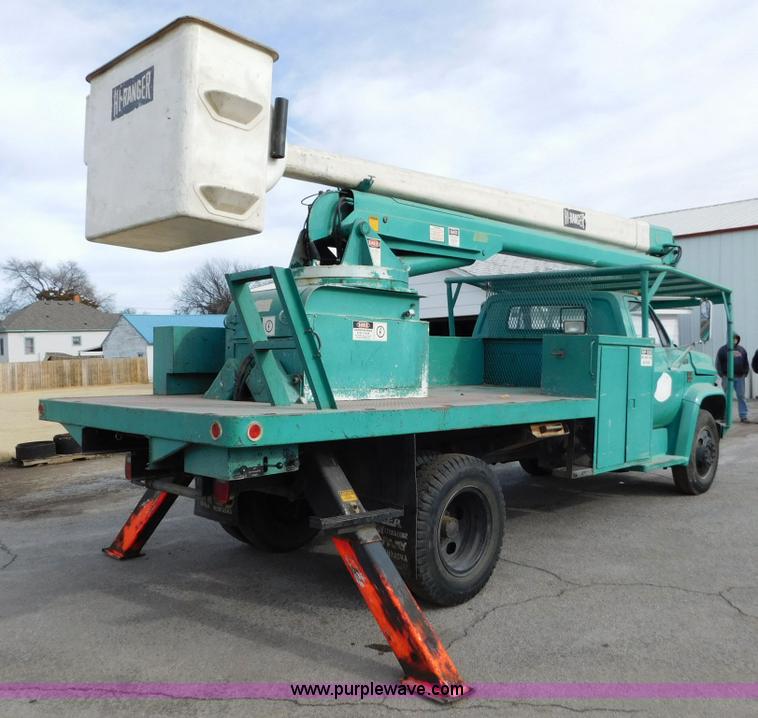 image for item AW9296 1976 Chevrolet C60 bucket truck