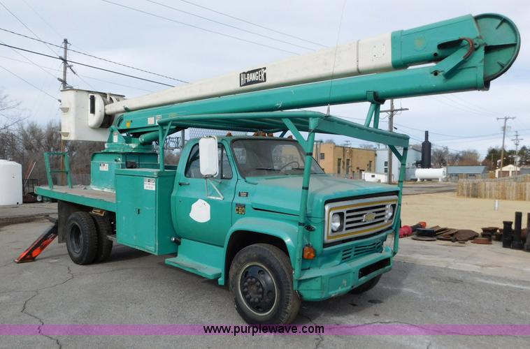 image for item AW9296 1976 Chevrolet C60 bucket truck