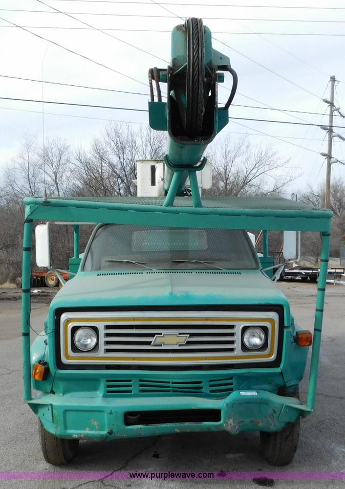 image for item AW9296 1976 Chevrolet C60 bucket truck